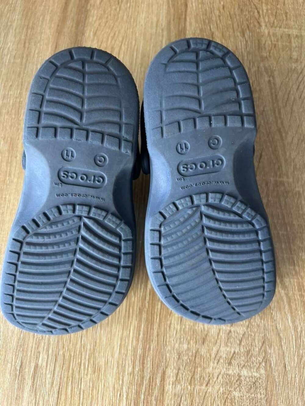Crocs Kids Classic Clogs Blue Slip-On Comfort Shoes Size C11 - Picture 4 of 9